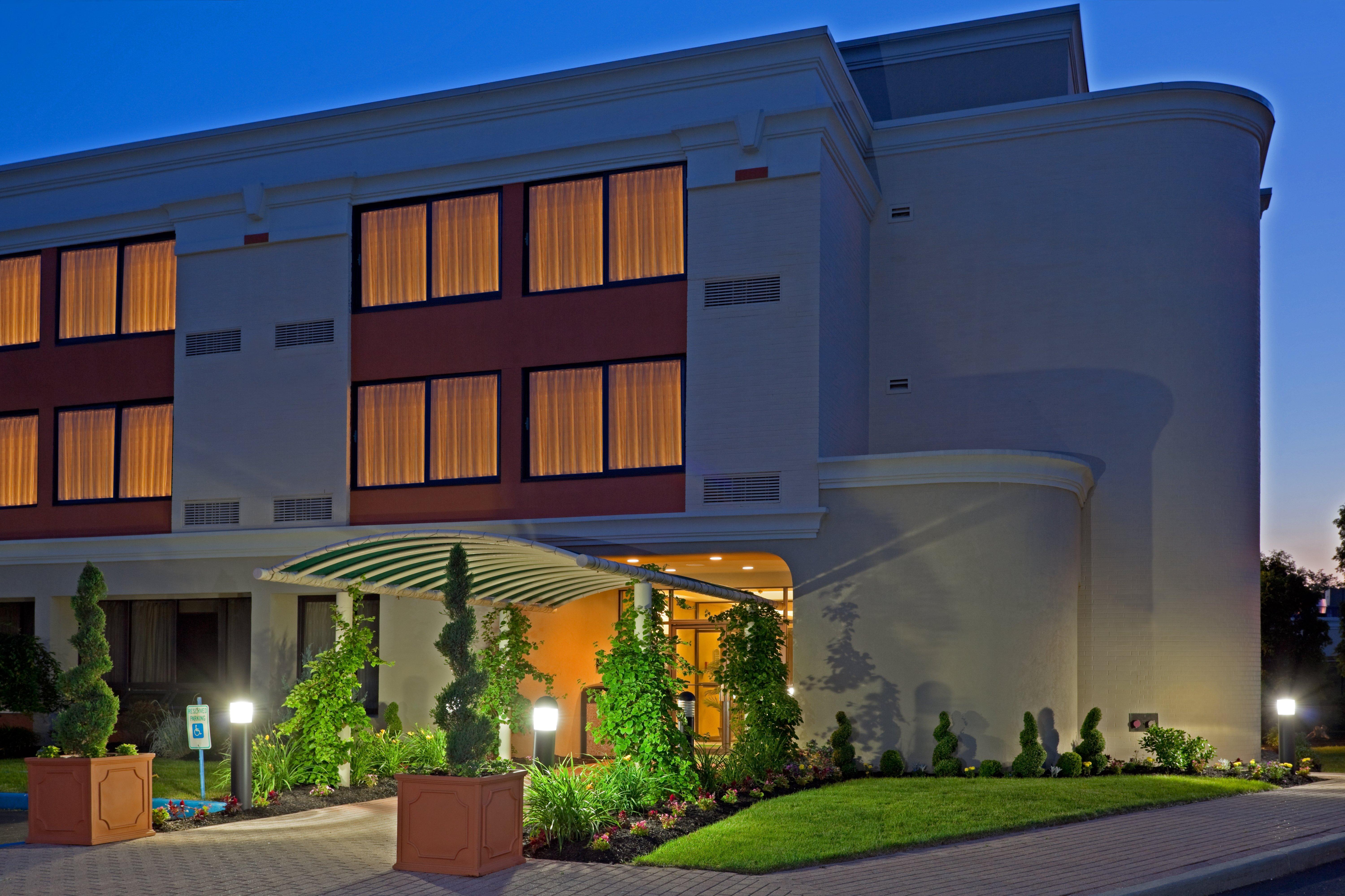 Armoni Inn & Suites Orangeburg Екстер'єр фото